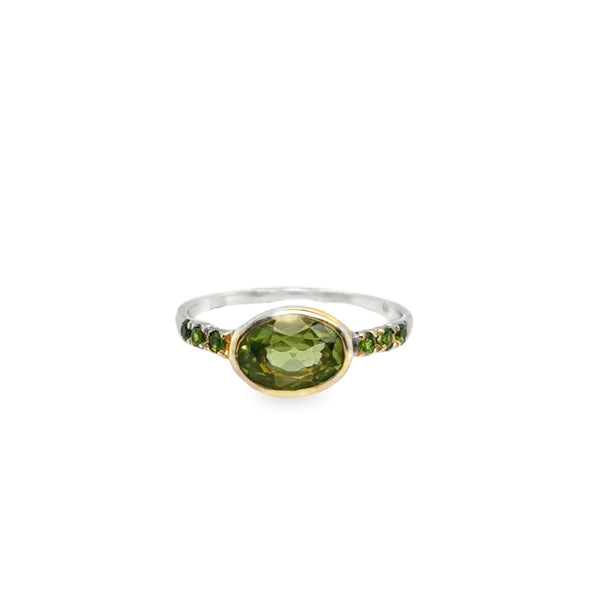 925 Two-Tone Oval Peridot & Chrome Diopside Ring