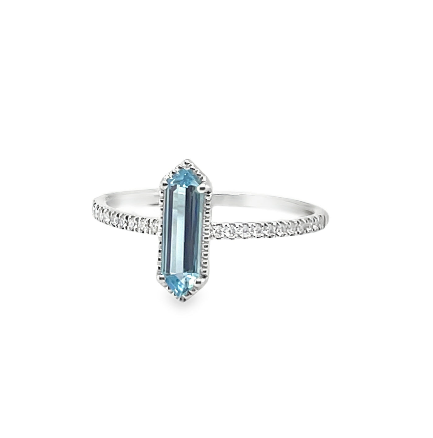 18K White Gold Aquamarine and Diamond Ring