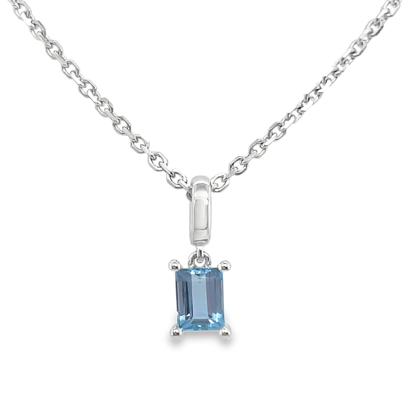 18K White Gold Aquamarine Charm Pendant