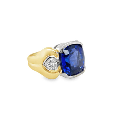 18KY Cushion Tanzanite with Heart Diamond Ring