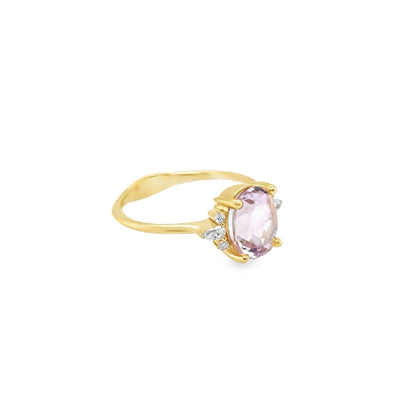 18K Yellow Gold Oval Kunzite and Diamond Ring