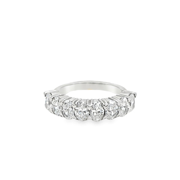 14KW Oval Diamond G VS Lab Created Band