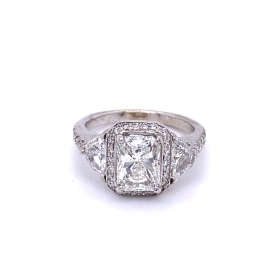 18KW 1.76ct H/S12 GIA Rectangular Diamond Halo Ring